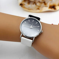 Watch Women Casual Gradient Color PU Leather Band Luxury Trendy Quartz Ladies Wristwatch Fashion