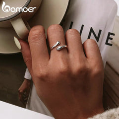 Hugging Hands Ring Women 925 Sterling Silver Platinum Plated Adjustable Love Symbol Jewelry Gift
