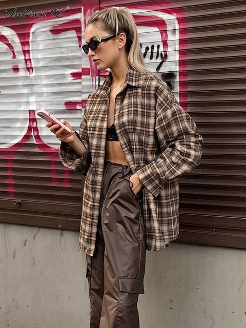 Plaid Shirt Women Vintage Loose Fit Oversized Button-Up Long Blouse Casual Autumn Winter Fashion