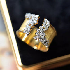 New Fashion Women's Ring with Cubic Zirconia Stone Wiredrawing Effect Gold Color Wide Rings Luxury Jewelry Gift for Her