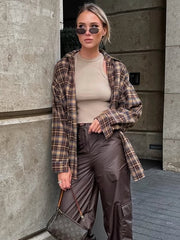 Plaid Shirt Women Vintage Loose Fit Oversized Button-Up Long Blouse Casual Autumn Winter Fashion