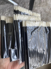 Lip Brush Set 50-Piece Disposable Eyelash Mascara Applicator Lipstick Wand Cosmetic Makeup Tool