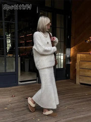 Skirt Suit white