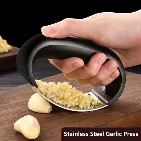 Garlic Press Stainless Steel Manual Crusher Masher Kitchen Accessory Tool Cooking Gadget