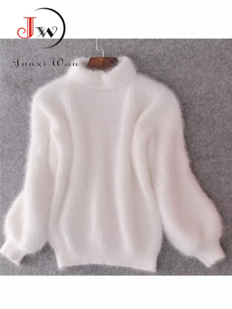 Fluffy Sweater white