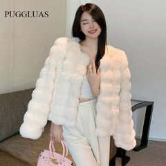 Faux Fur Coat Women Short Warm Vegan Chic White Black Casual Elegant Winter Outerwear Fashion