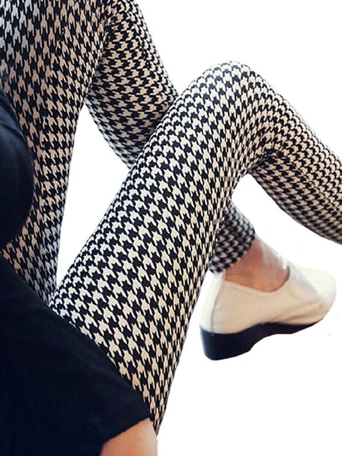 Here's the optimized title for that one: ❌ Graffiti Patterned Print Leggings For Women ✅ Graffiti Print Leggings Women Patterned Colorful Casual Streetwear Gym Yoga Fashion Pants