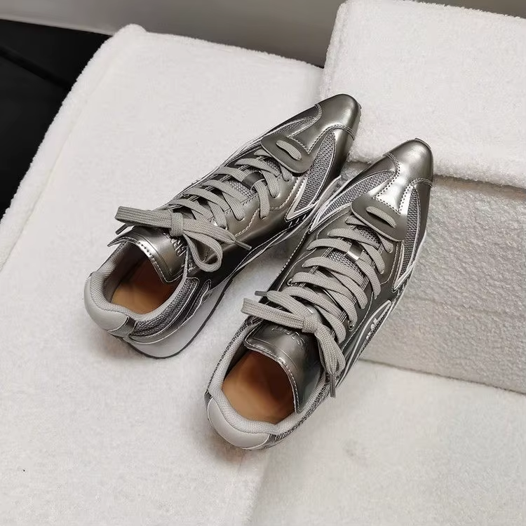 Pointed Toe Metallic Ankle Sneakers for Women – Fashion Trend Lace-Up Luxury Casual Sports Shoes