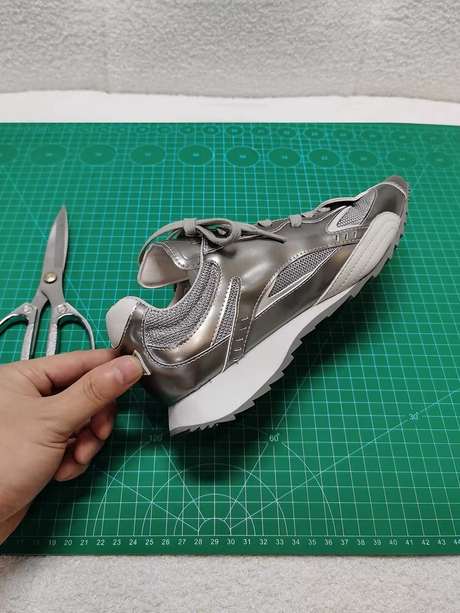 Pointed Toe Metallic Ankle Sneakers for Women – Fashion Trend Lace-Up Luxury Casual Sports Shoes