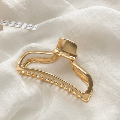 Large Metal Hair Claw Clip Women Twisted Pretzel Gold Silver Minimalist Thick Hair Accessory