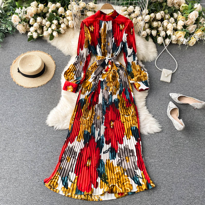 Women's Small Stand-up Collar Retro Print Pleated Long Maxi Dress