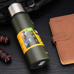 Large Capacity Stainless Steel Thermos Portable Vacuum Flask Insulated Thermos with Laynard Handle Thermos Bottle Hot and Cold