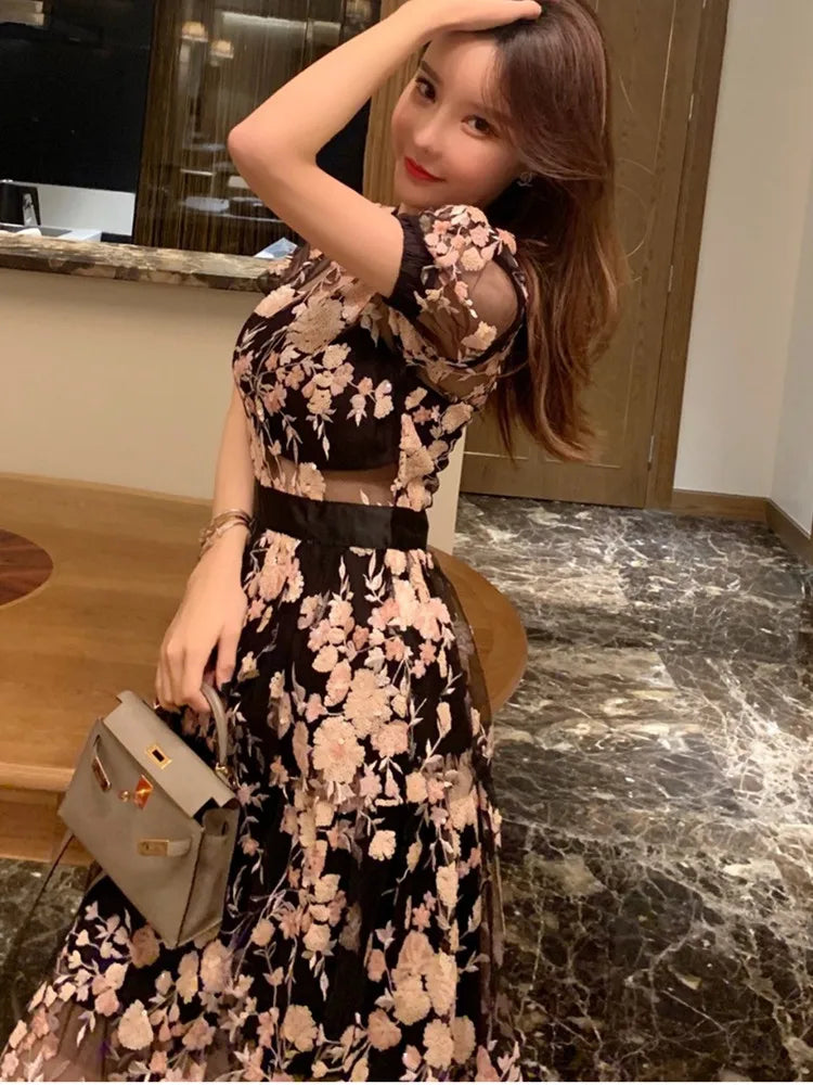 High Quality Embroidered Long Mesh Summer Dress New Fashion Mesh Sequins Flower Pattern Dress Chic Summer Maxi Long Dress