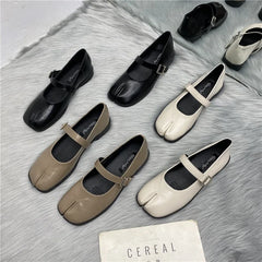 Modern Split Toe Flat Mary Jane Shoes w/ Buckle