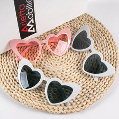 6/8-Pair Vintage Heart Shaped Sunglasses Bachelorette Party Bride Bridesmaid Sunglasses Wedding Bridal Shower Party Favors Gifts