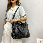 Women's Hobo Handbag Large Capacity Shoulder Bags Tote Bag Soft Faux Leather