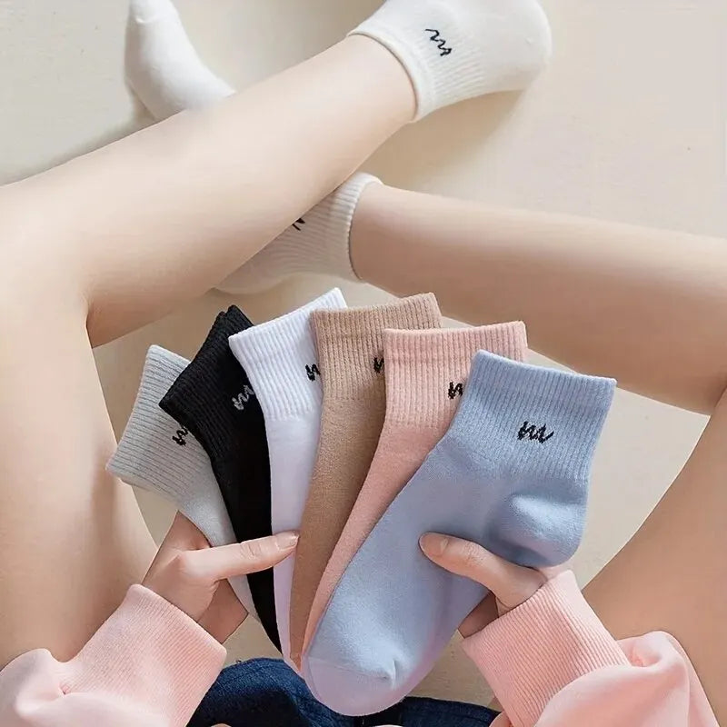 5-Pairs Letter Print Cotton Ankle Socks Comfy & Breathable Sports Short Socks Women's Soft & Comfy Short Socks