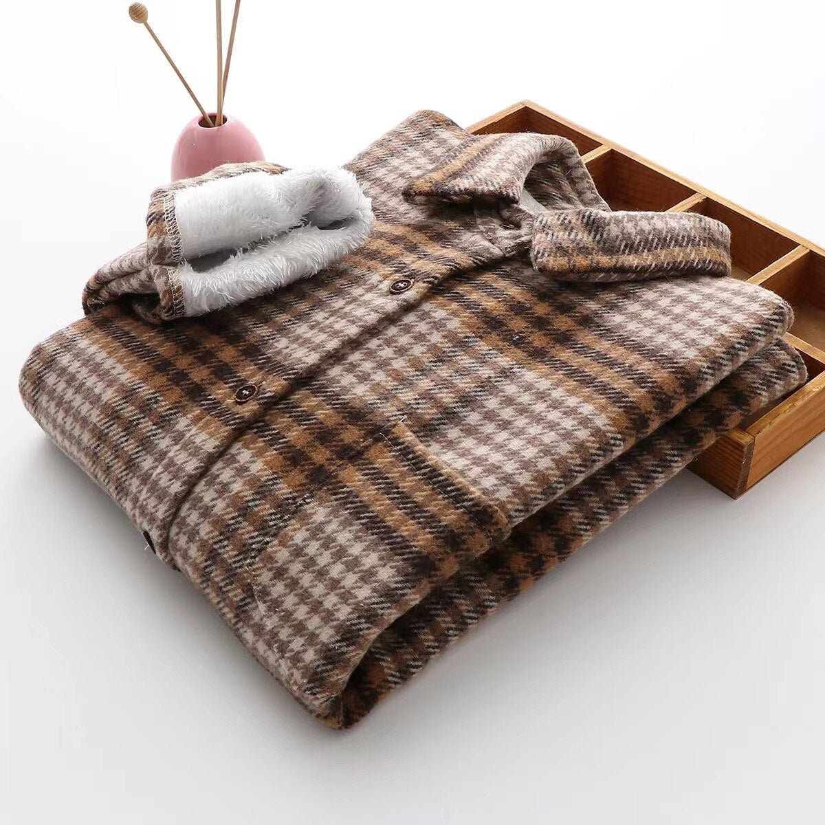 Velvet Plaid Flannel Jacket Women Thick Soft Warm Vintage Casual Fall Outerwear Fashion