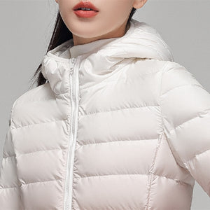 Luxury Hooded Lightweight Down Coat Slim Fit Gradient Pattern Coat for Women