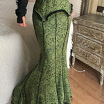 Y2K Vintage Fashion Green Long Mermaid Skirt Graphic Print Lace Trim Mid-High Waist Skirt 2000s Aesthetic