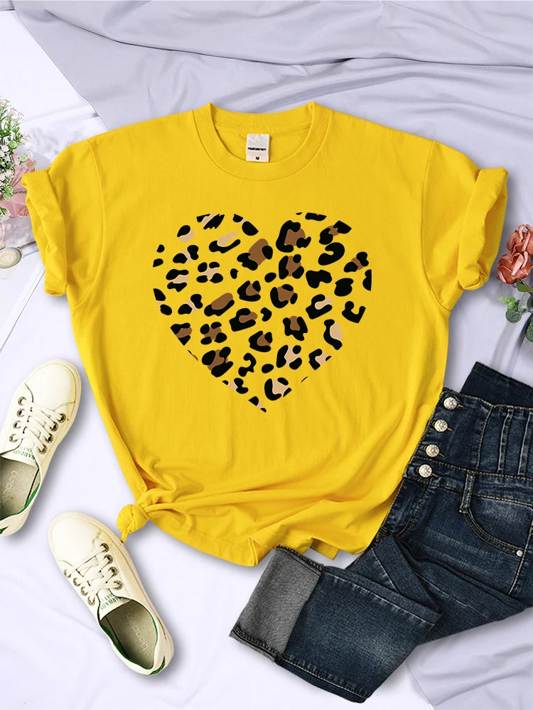 Broken Leopard Heart T-Shirt Casual Fashion Top Comfortable Women's TEE