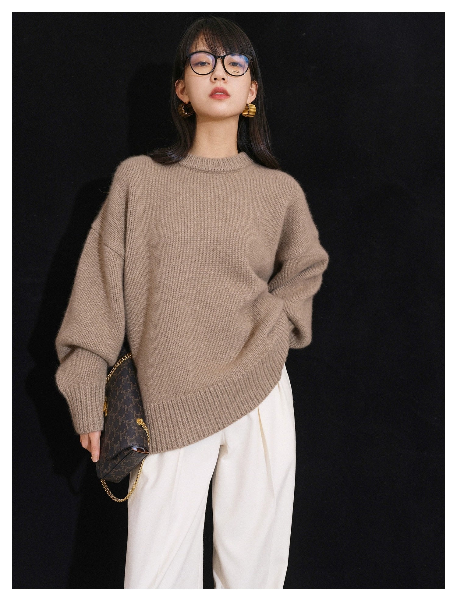 Women's European Round Neck Cashmere Sweater Loose Knit Base Pullover