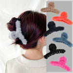 Plush Hair Claw Elegant Acrylic Hairpins Faux Fur Hair Clip Barrette Crab Headwear for Women Girls Hair Accessories