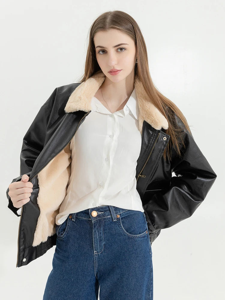 Women's Winter Faux Leather Jacket with Fur Collar and Fur Lining Loose Fit Warm Fake Lamb Wool Fleece Vintage Thick Lapel PU Motorcycle Style Coat Jacket