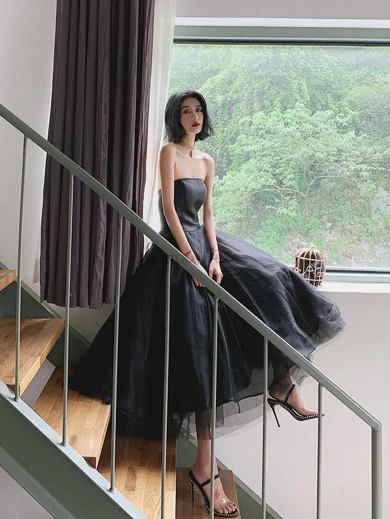 Elegant Strapless Black Tulle Midi Dress Prom Gown