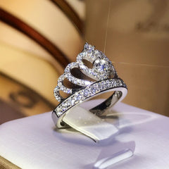 Luxurious Women's Queen Crown Ring White Gold Plated Zirconia Wedding Engagement Ring
