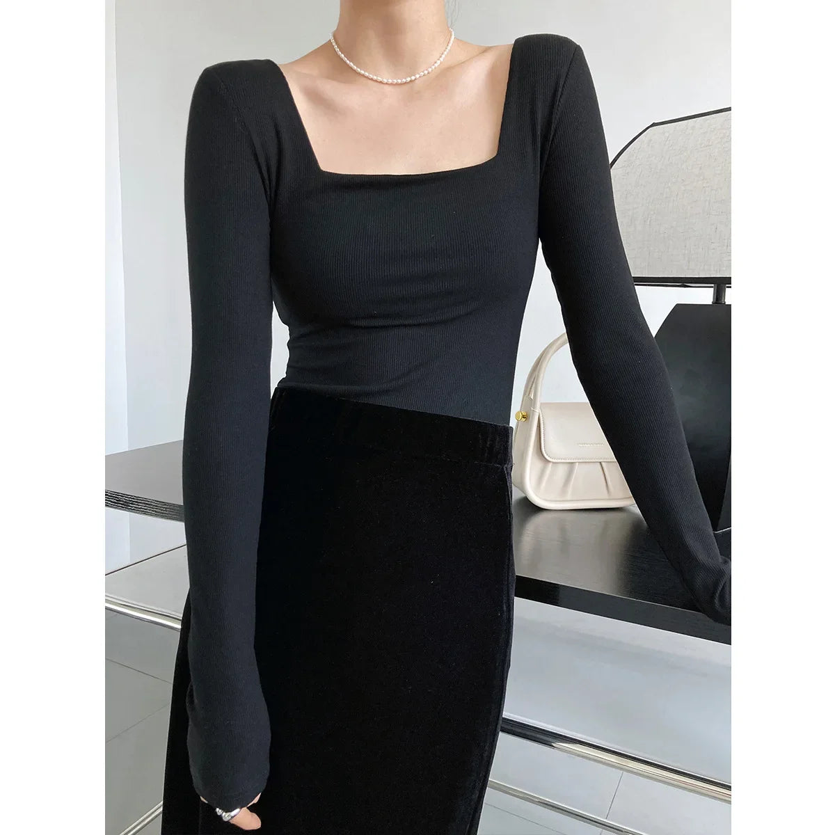 Women's Long-Sleeve Stretchy T-Shirt Square-Neck Slim-Fit Exposed Collarbone Low-Neck Shirt