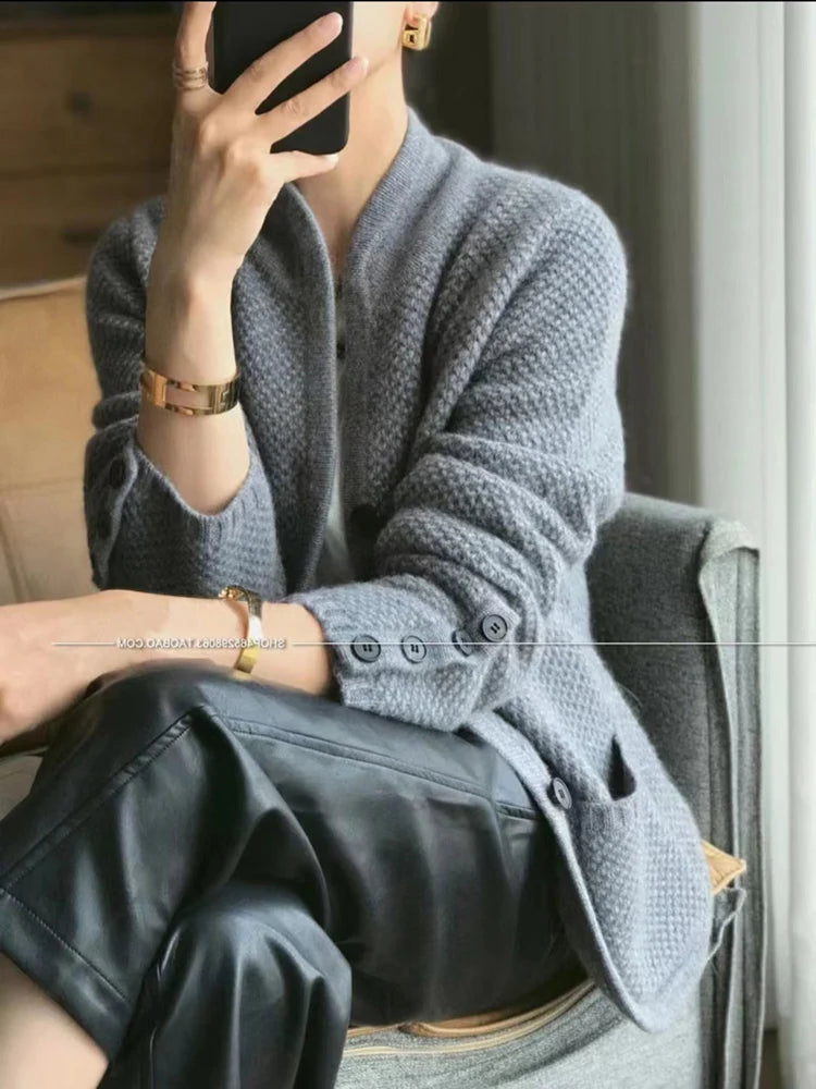 New High-End Women's Knitted Cardigan Premium Cashmere Wool Sweater Long Sleeve Half High Collar Solid Women's Wool Sweater