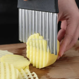 Stainless Steel Manual Potato Chip Slicer Dough Vegetable Fruit Crinkle Wavy Cut Kitchen Cutter Chopper French Fry Maker