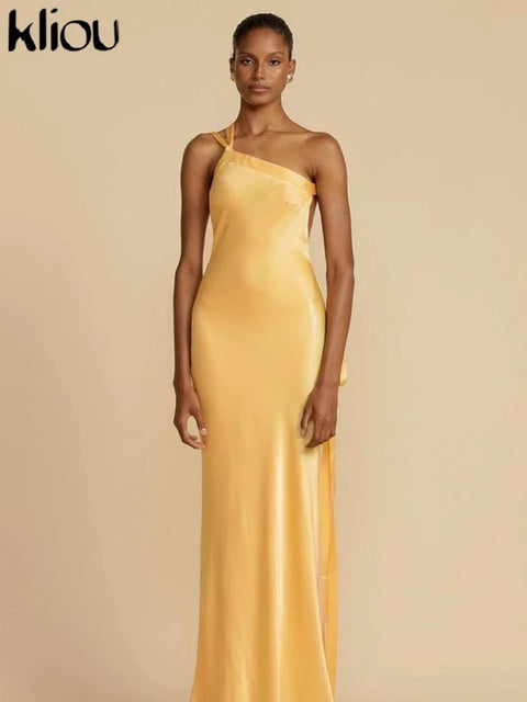 Maxi Dress Women Elegant Incline Shoulder Backless Sleeveless Satin High Street Evening Party Dress