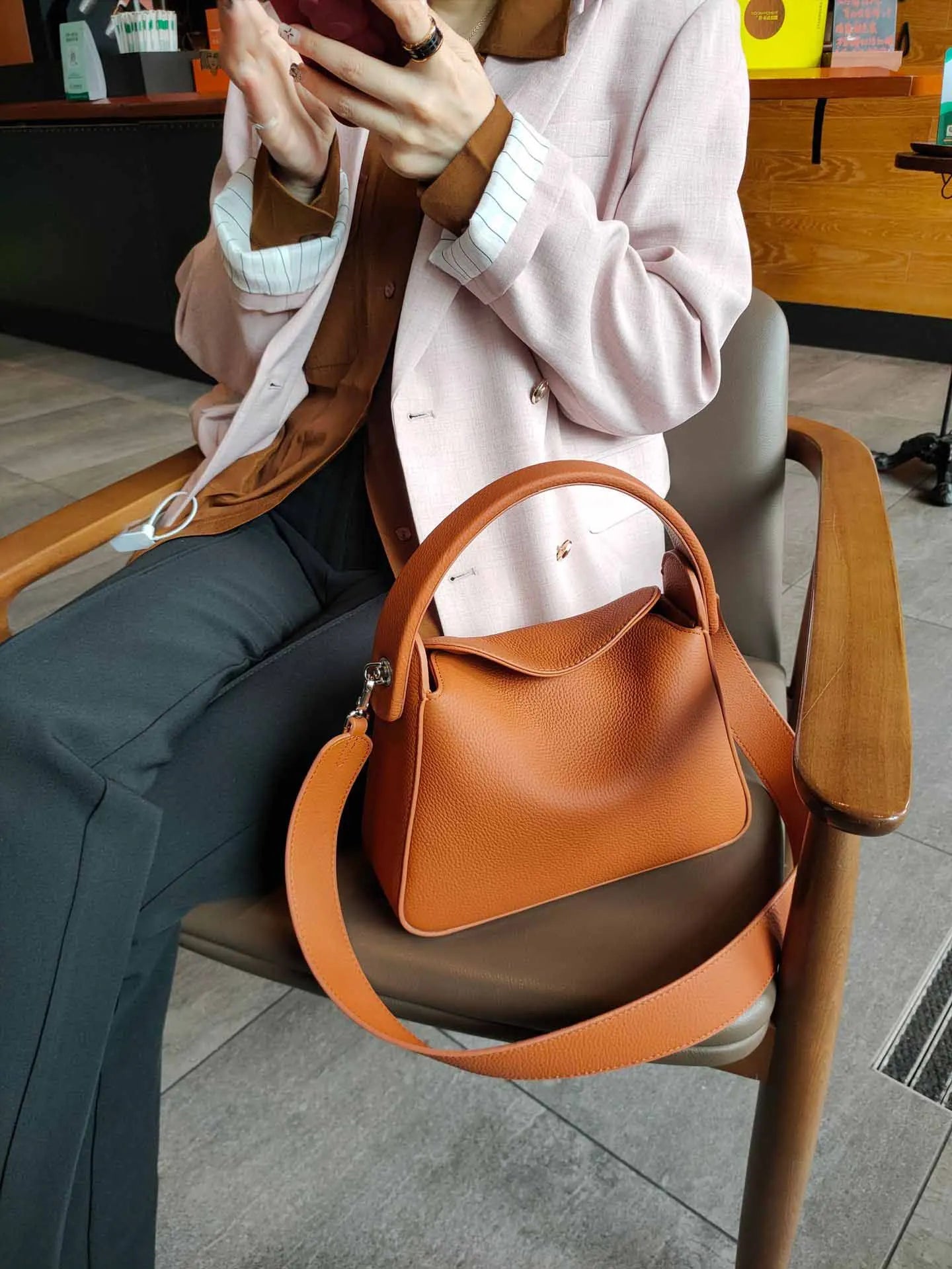 Luxury Soft Genuine Leather Shoulder Bag Messenger Bags Boutique Fashion Trendy Square Shape Handbag