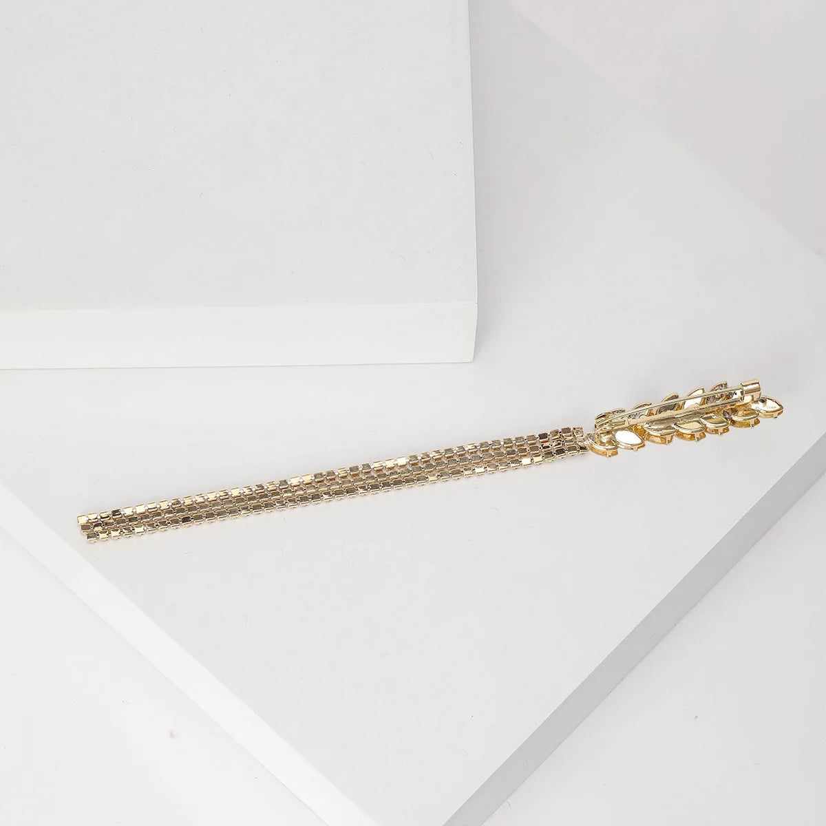 Luxury Brooch Rhinestone Long Thread Tassel Lapel Pins Ear Of Wheat Brooches Jewelry for Clothing