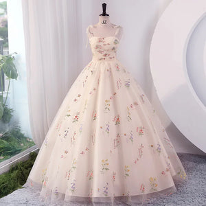 Elegant Floral Embroidered Ball Gown Formal Dress for Prom Wedding Guest