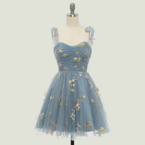 Tulle Prom Dress Women Floor Length Puffy Adjustable Straps Scatter Flower Elegant Evening Gown
