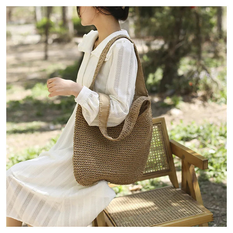 New Fashion Straw Tote Bag Woven Large Capacity Handbags Summer Beach Straw Bags Casual Tote Purses