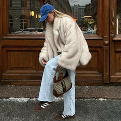 Luxury Faux Fur Gradient Oversized Coat – Chic Winter Fashion for Women