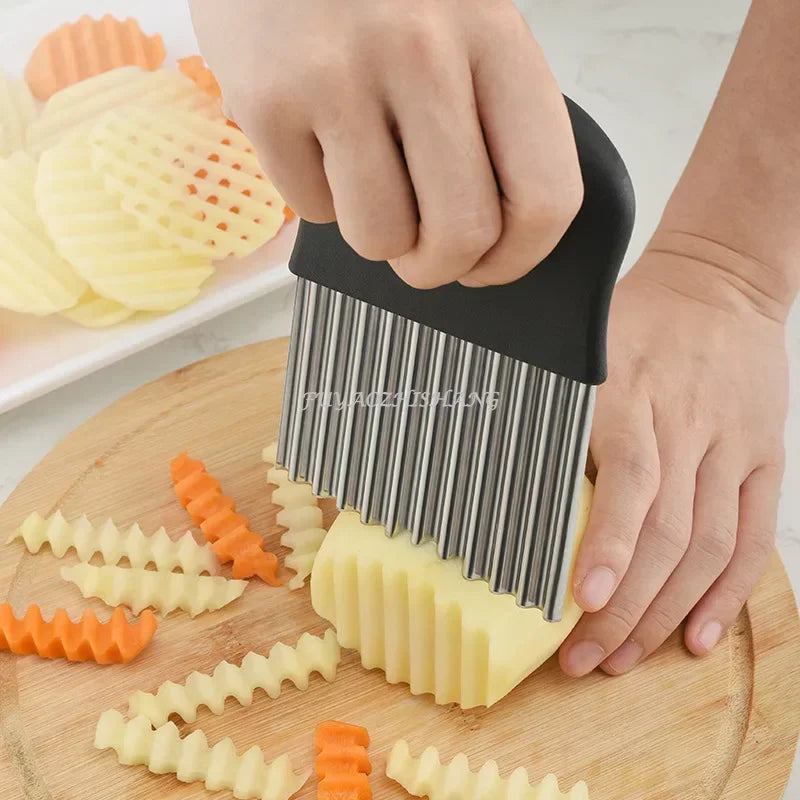 Stainless Steel Manual Potato Chip Slicer Dough Vegetable Fruit Crinkle Wavy Cut Kitchen Cutter Chopper French Fry Maker