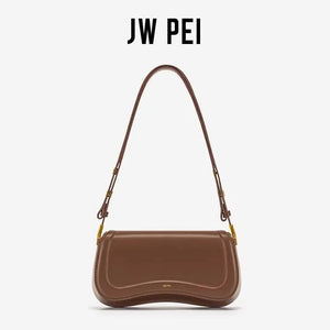 Elegant Crossbody Bag with Sleek Minimalist Design Retro Underarm Saddle Handbag