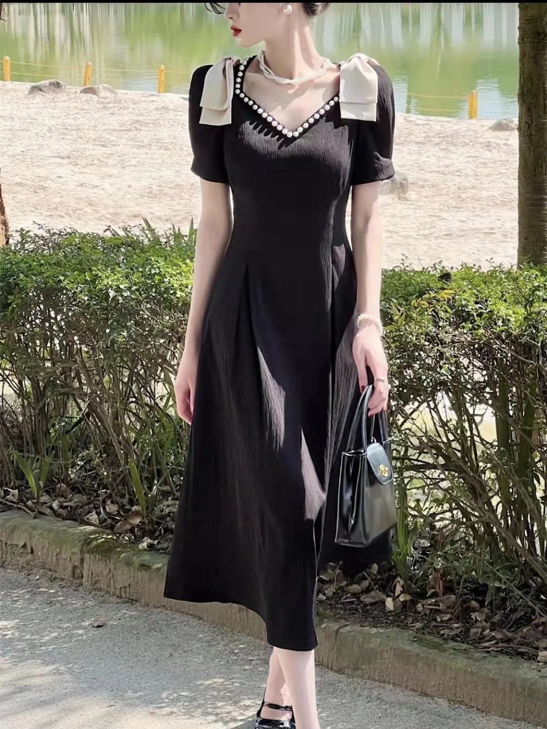 New Fashion Elegant Black Midi Dress Office Party Vintage A-Line V-Neck Pearl Detail Long Dress