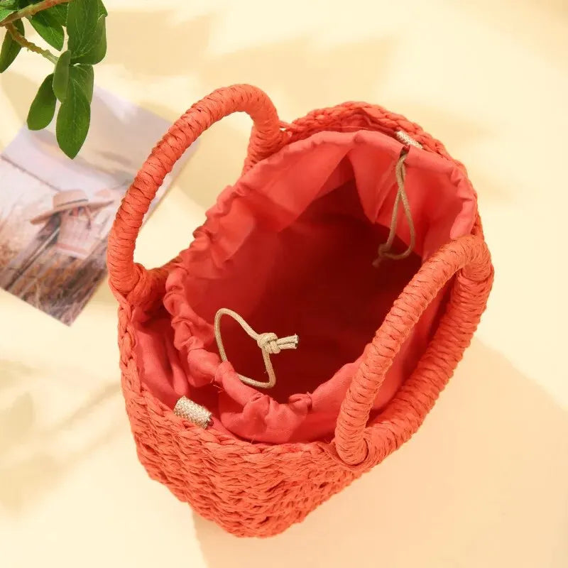 Handwoven Straw Purse Rattan Half-Moon Beach Handbag Large Capacity Women Summer Hollow Out Crossbody Shoulder Bag