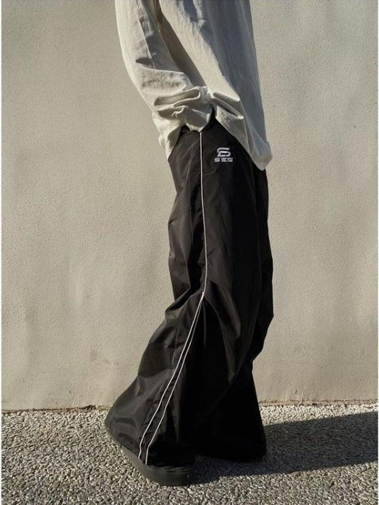 Women Black Wide Leg Oversized Parachute Pants Oversized Casual Trousers