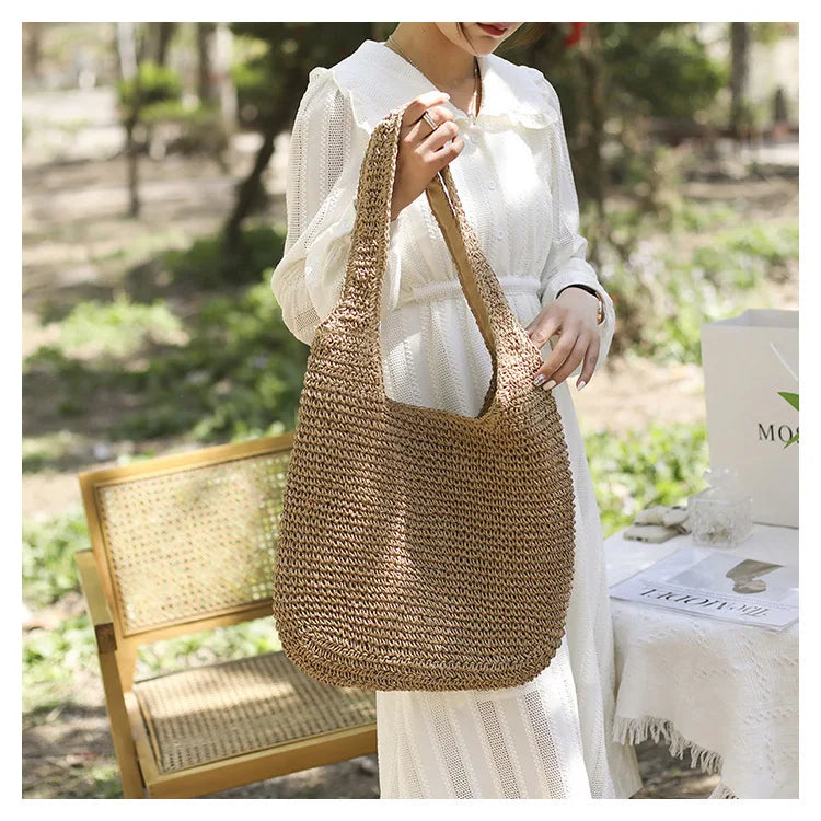 New Fashion Straw Tote Bag Woven Large Capacity Handbags Summer Beach Straw Bags Casual Tote Purses