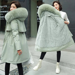 Warm plush lined parka coat for women, long winter jacket with pockets - green