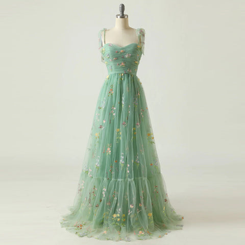Tulle Prom Dress Women Floor Length Puffy Adjustable Straps Scatter Flower Elegant Evening Gown