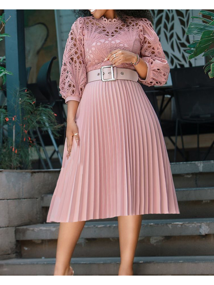 Women's Plus Size Chic Lace Cutout Puff Sleeves Midi Dress